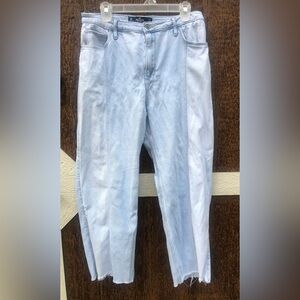 Hollister ultra high rise dad jeans women’s 13S